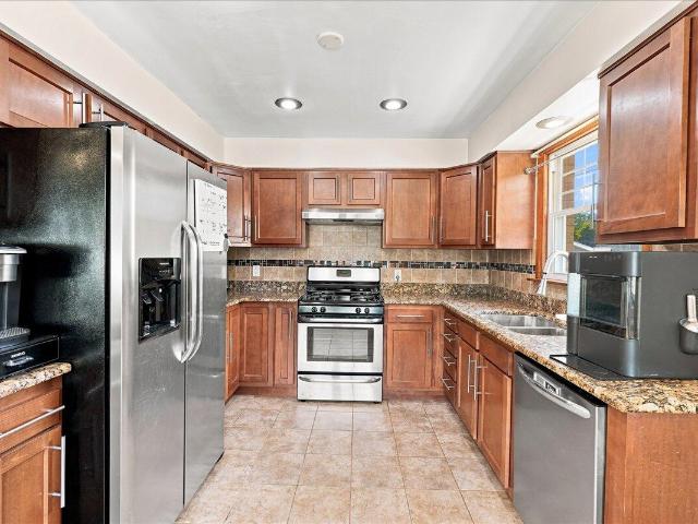House for sale in Hammond, Indiana
