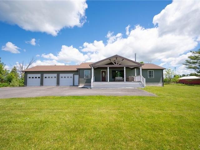 House for sale in Oneida, New York
