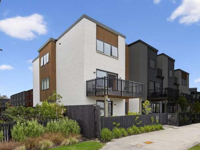 Townhouse for sale in Howick