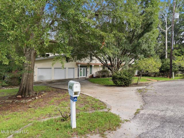 House for sale in Diamondhead, Hancock County