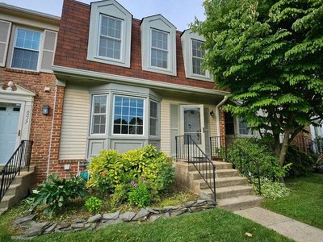 Townhouse for sale in Virginia