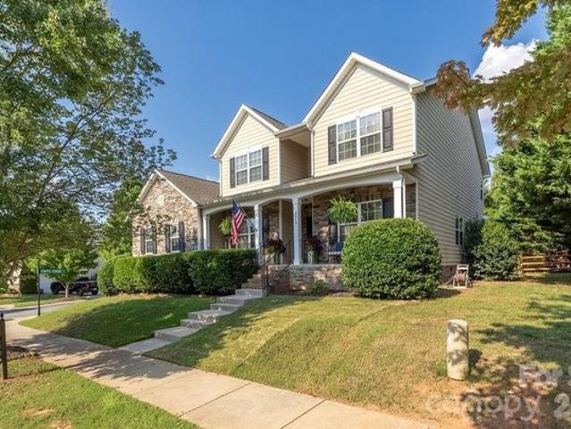 House for sale in Mecklenburg, North Carolina