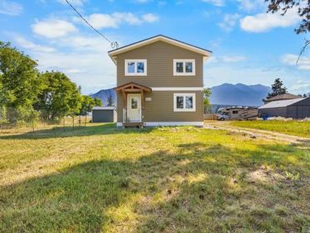 House for sale in Fort Steele, British Columbia