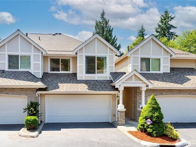 Townhouse for sale in Bellevue, Washington