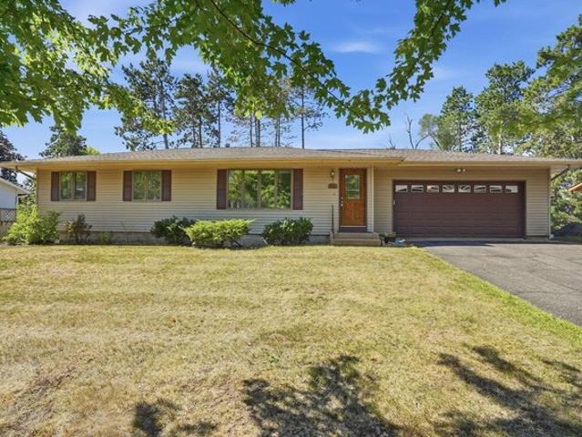 House for sale in Hudson, Saint Croix County