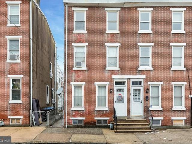 Townhouse for sale in Norristown, Pennsylvania