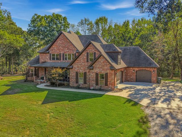 House for sale in Bono, Craighead County