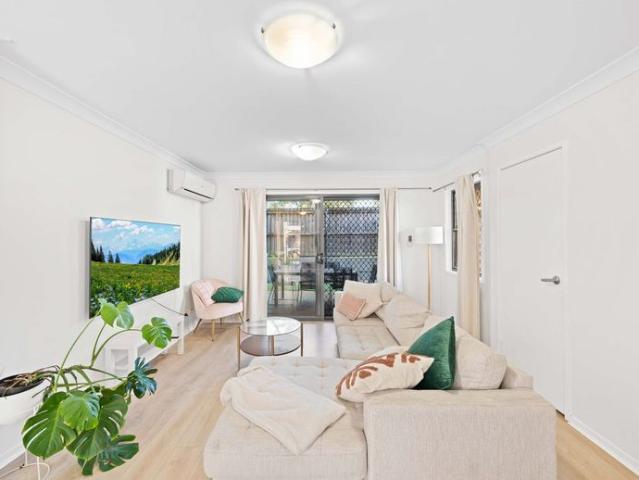 Townhouse for rent in Toombul, Queensland