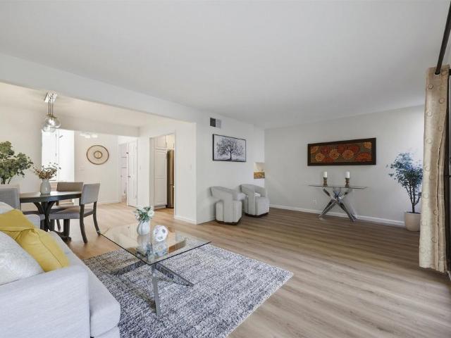 Townhouse for sale in Moraga, California
