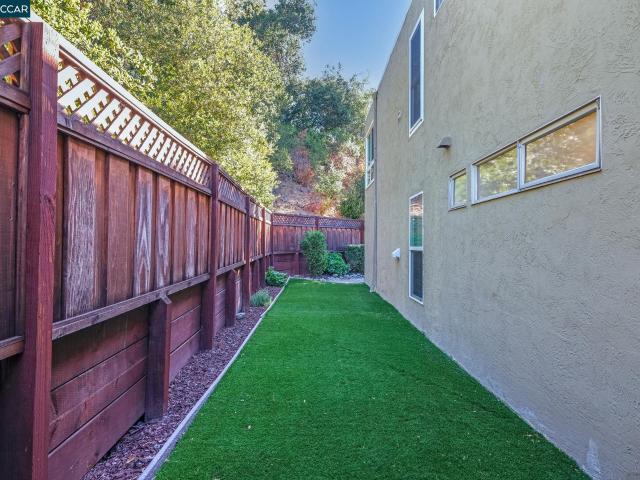 Condo for sale in Moraga, California