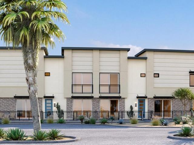 Townhouse for sale in Apache Junction, Arizona