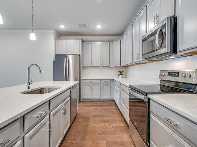Condo for sale in Allen Condo for sale in Allen