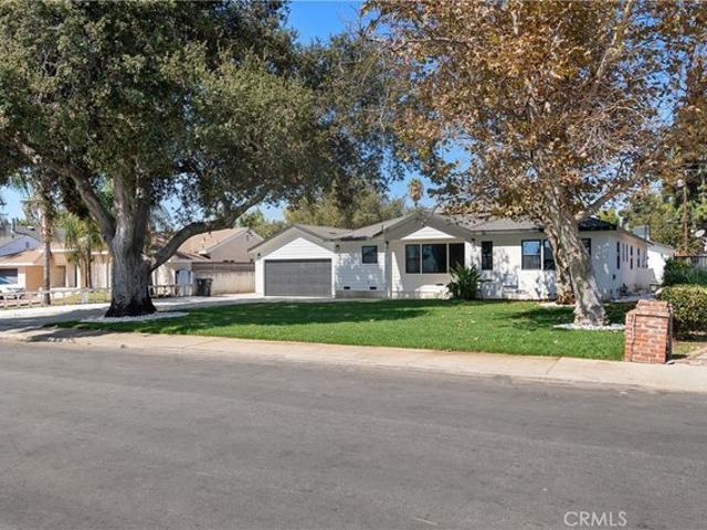 House for sale in San Fernando, California