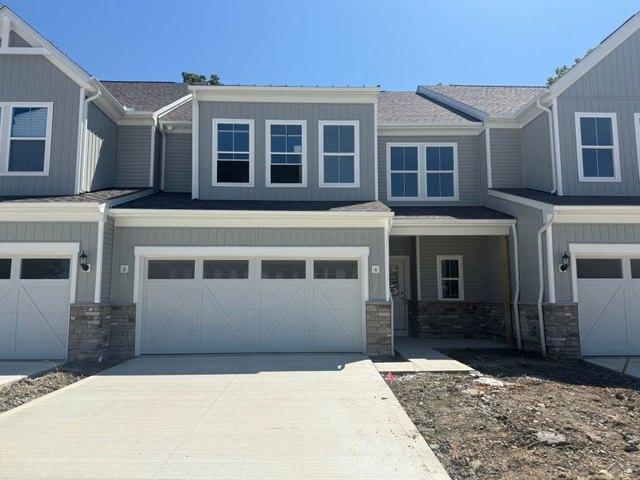 Townhouse for sale in Avon Lake, Ohio