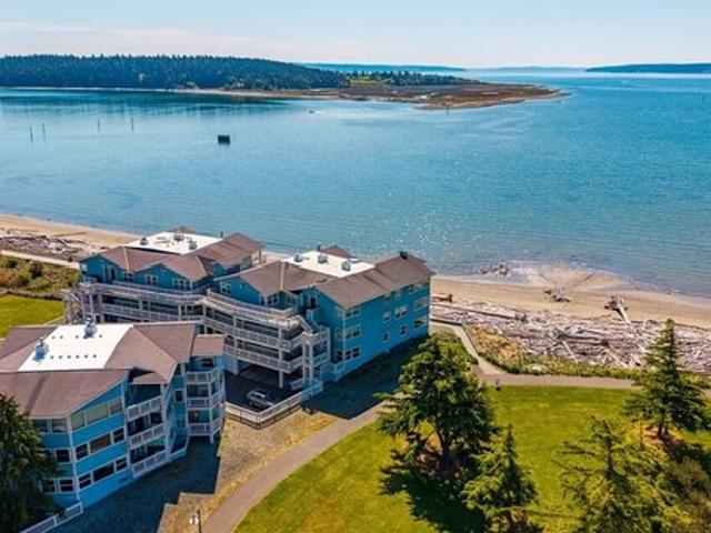 Condo for sale in Oak Harbor, Washington