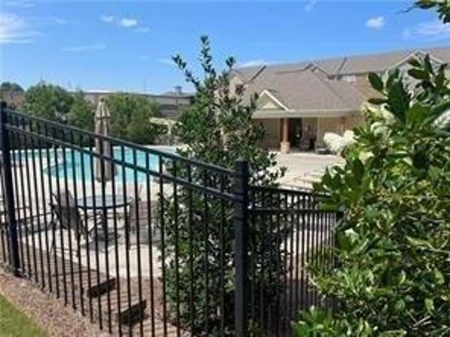 Townhouse for rent in Suwanee