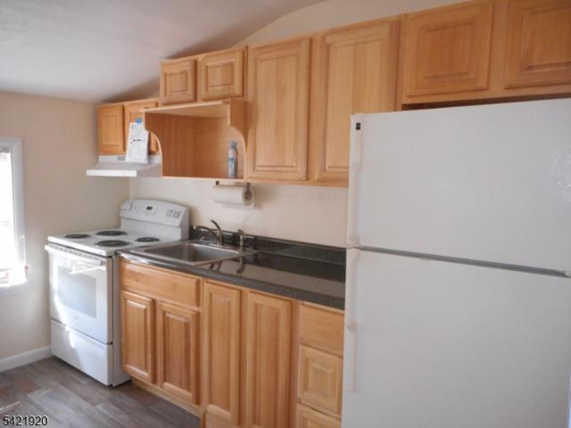 Commercial for sale in Elizabeth, New Jersey