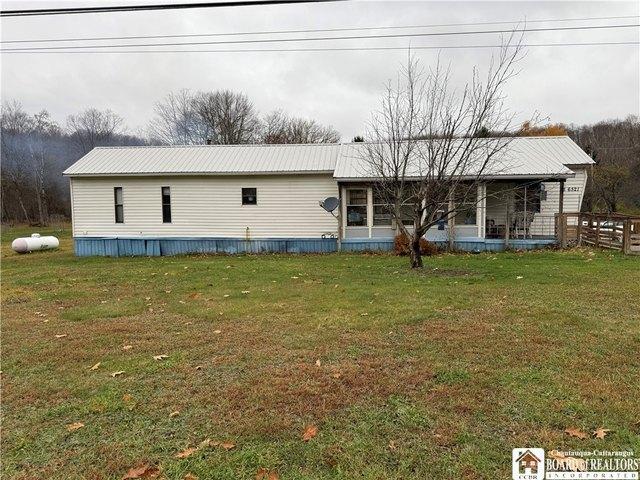 House for sale in Sinclairville, New York