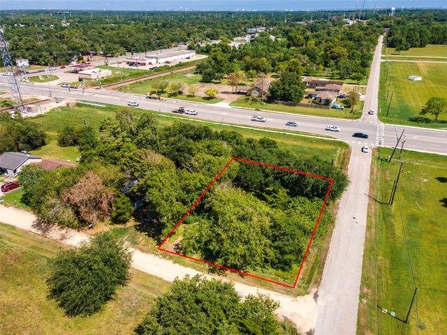 Land for sale in Hitchcock, Texas