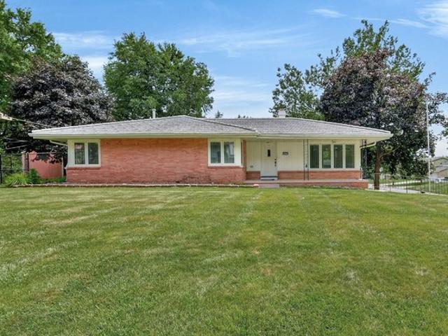 House for sale in Windsor Heights, Iowa