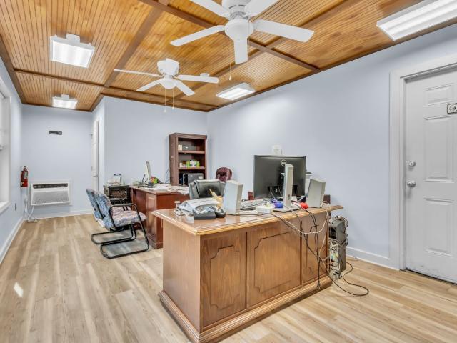 Commercial for sale in Tennessee
