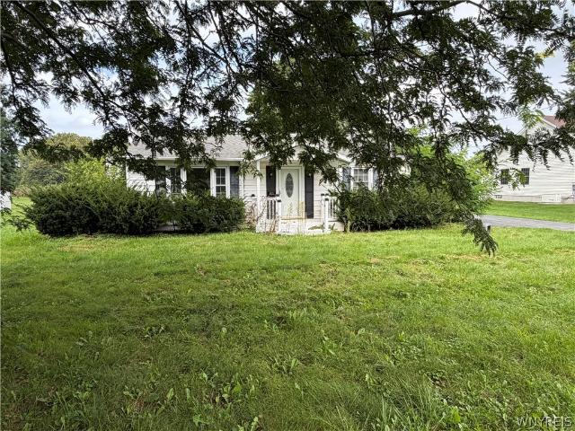 House for sale in Niagara, New York
