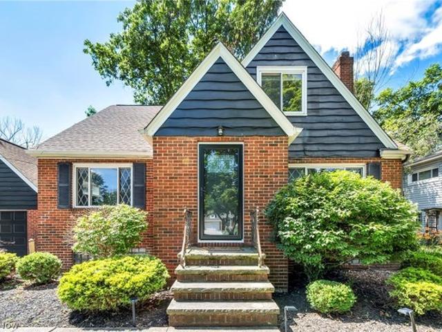 House for sale in Independence, Ohio