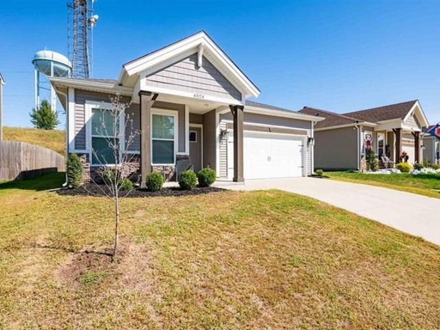 House for sale in Utica, Daviess County