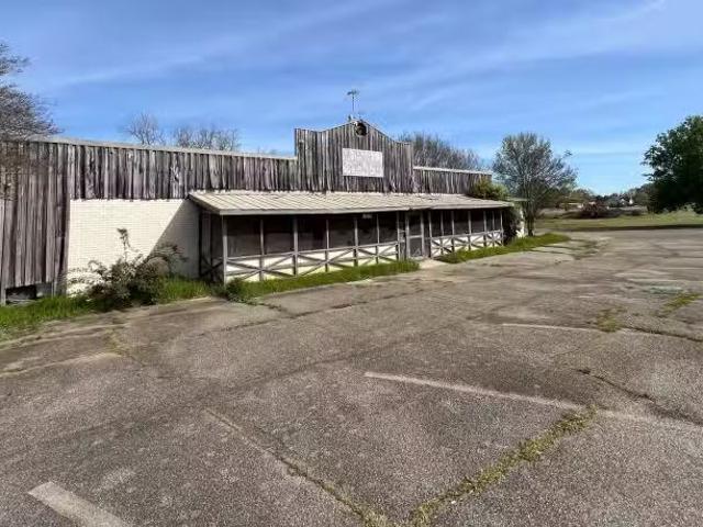 House for sale in Thomaston