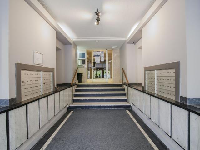 Apartment for rent in Cote-saint-luc, Quebec
