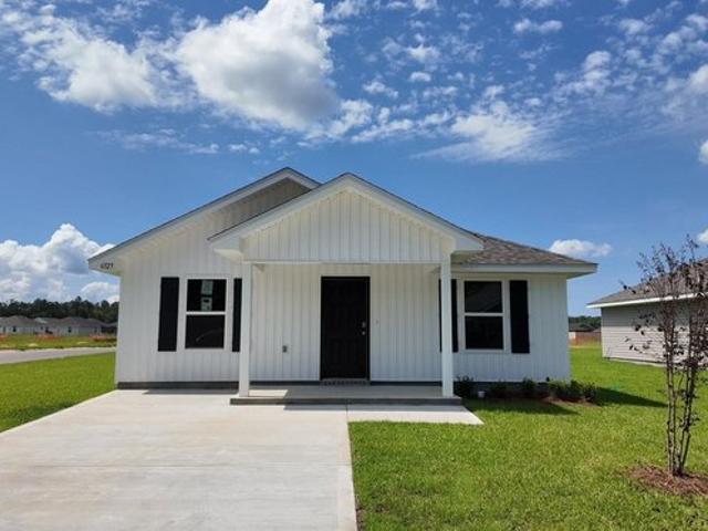 House for sale in Milton, Florida