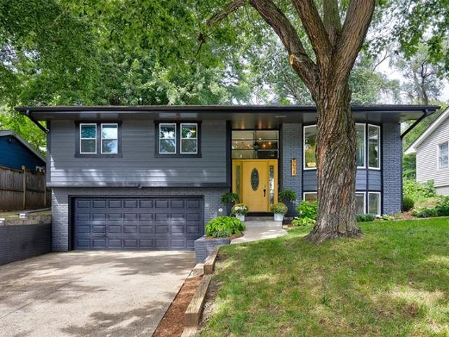 House for sale in Windsor Heights, Iowa