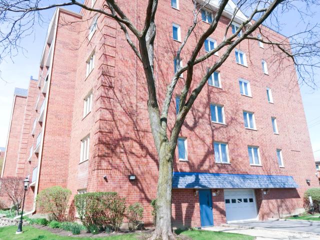 Condo for sale in Chicago Park, Illinois