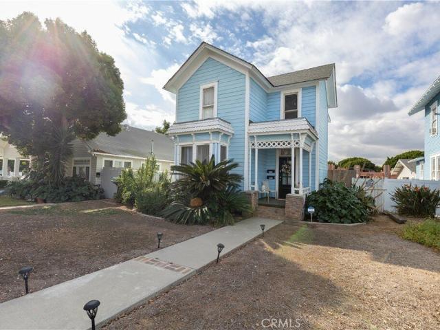 Duplex for sale in Whittier
