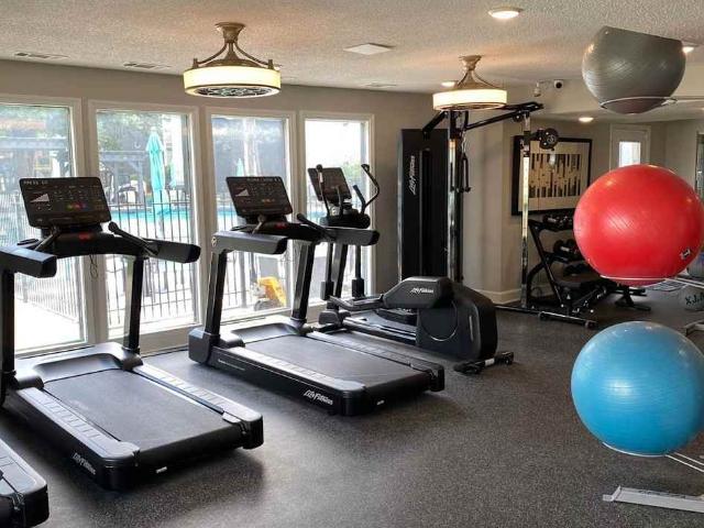 Apartment for rent in Tomahawk Hills, Shawnee