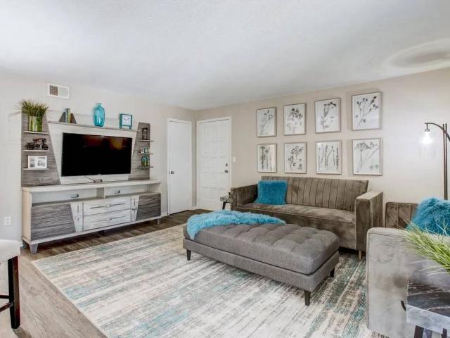 Apartment for rent in Tomahawk Hills, Shawnee
