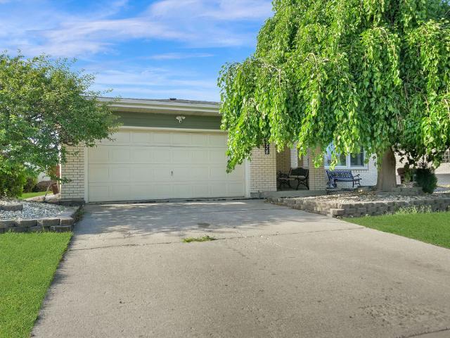 House for sale in Oak Forest, Illinois