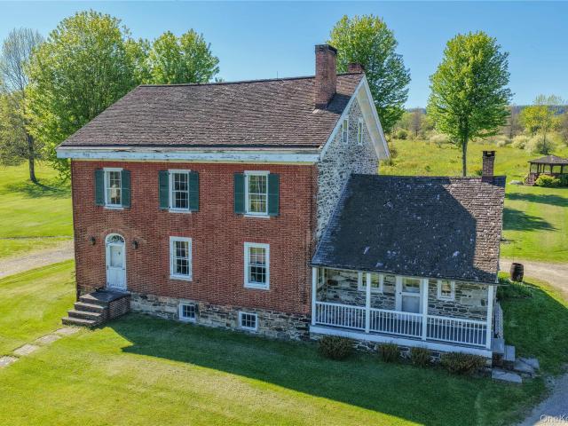 House for sale in Gardiner, New York
