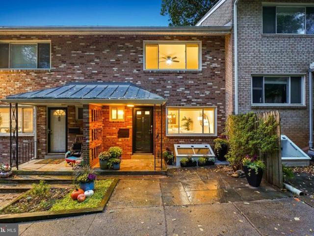 Condo for sale in Takoma Park, Maryland