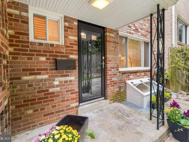 Condo for sale in Takoma Park, Maryland