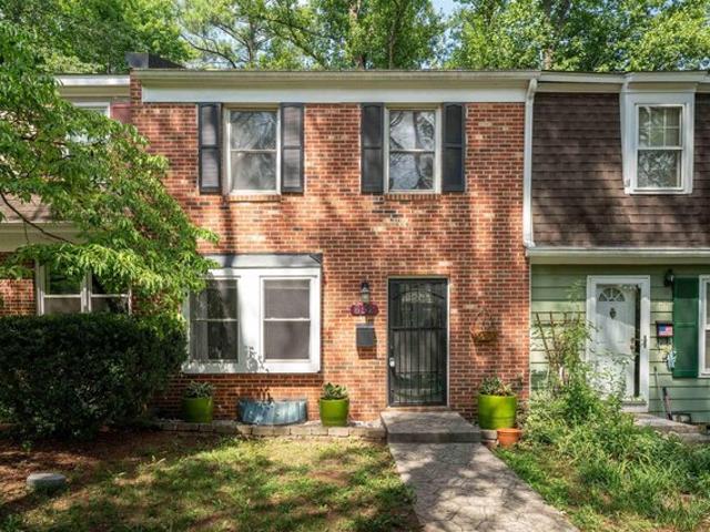 Townhouse for sale in Virginia