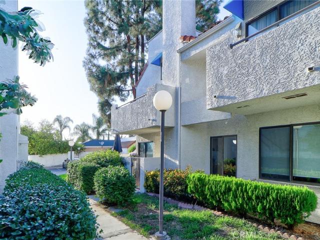 Townhouse for sale in Baldwin Park, Los Angeles County