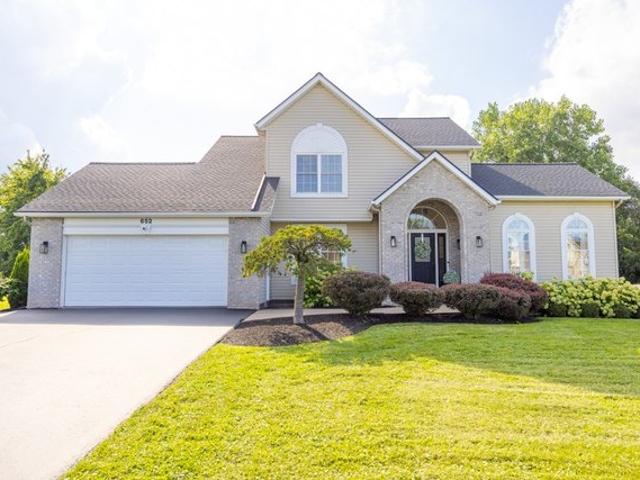 House for sale in Oak Hill, New York