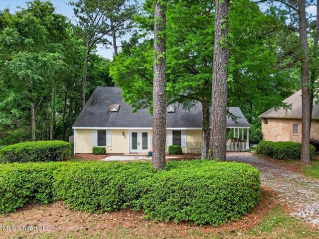 House for sale in Diamondhead, Mississippi