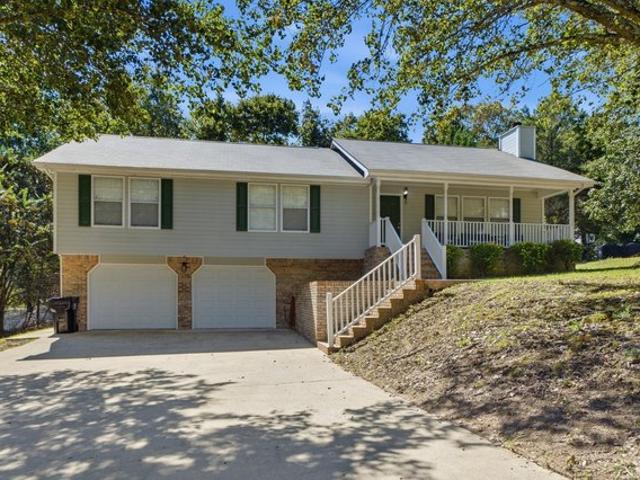 House for sale in Harrison, East Tennessee