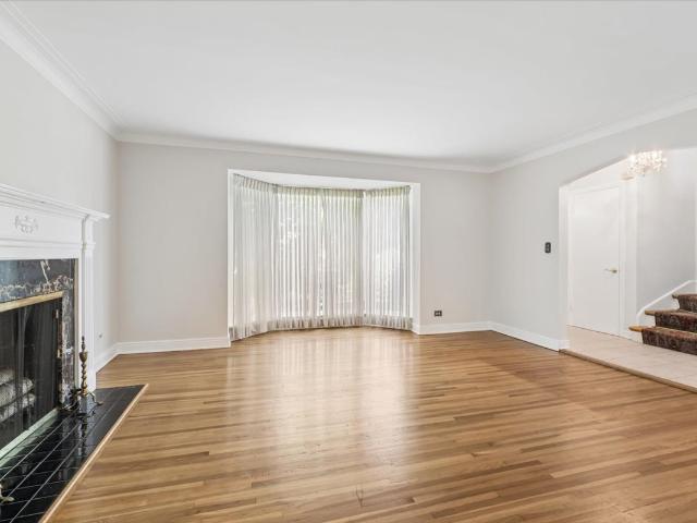 House for sale in Lincolnwood, Illinois