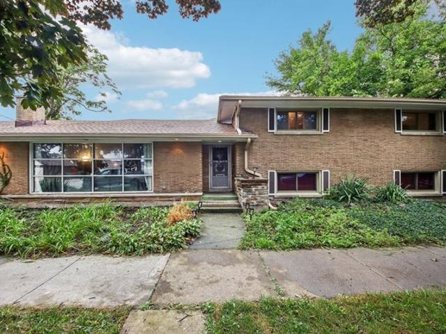 House for sale in Berwyn, Cook County