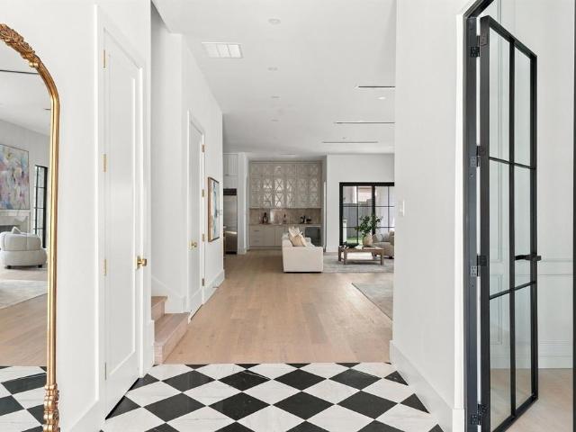 House for sale in Dallas, Dallas County