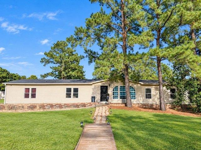 House for sale in Lumberton, Hardin County