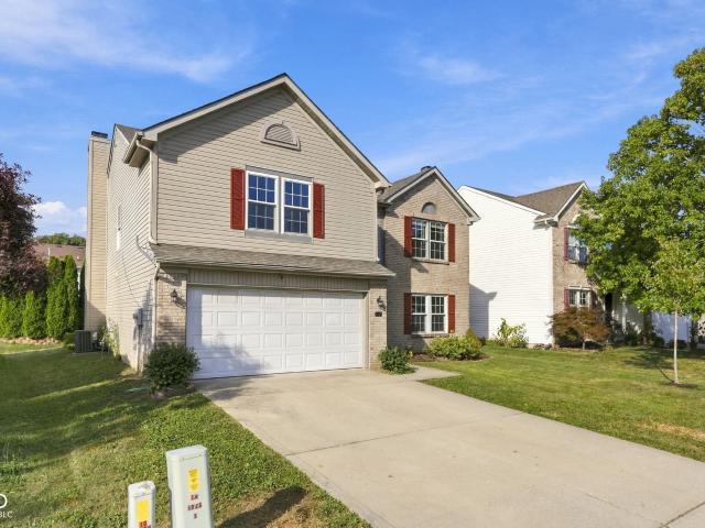 House for sale in Royal Run, Zionsville